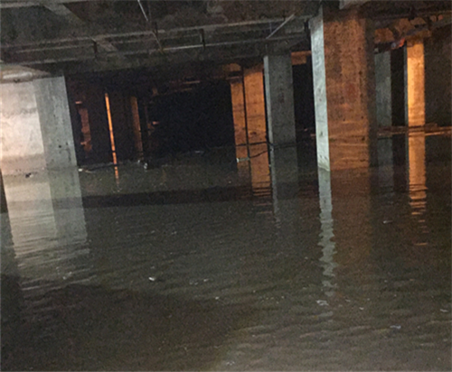 五棵松地下車(chē)庫滲漏水維修.png