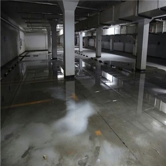 大型地下車(chē)庫滲漏水維修施工.jpg